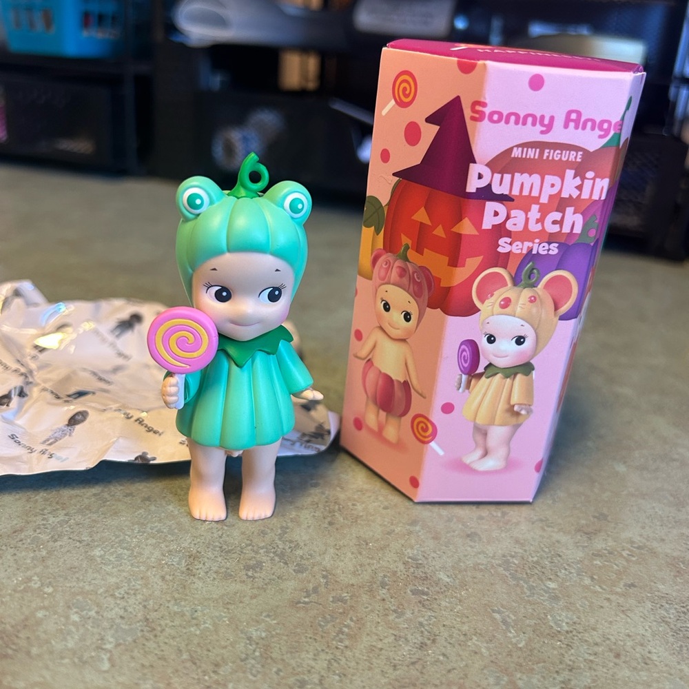 Sonny Angel Pumpkin Patch Mini Figure